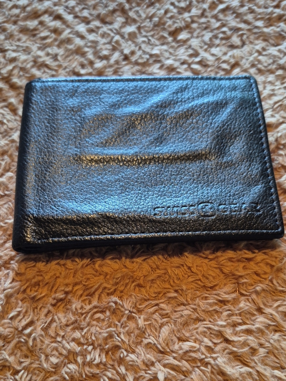 SwissGear Black Leather Card & Key Bifold Wallet